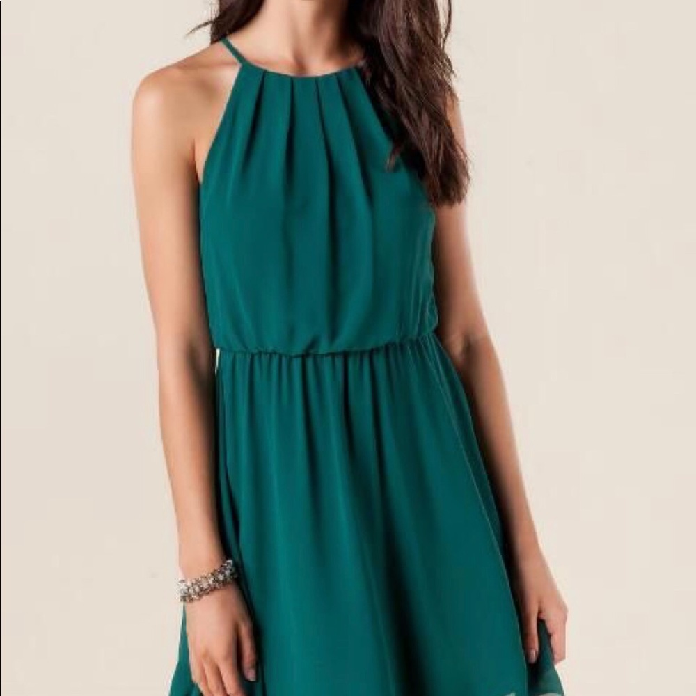 Stunning emerald green maxi dress